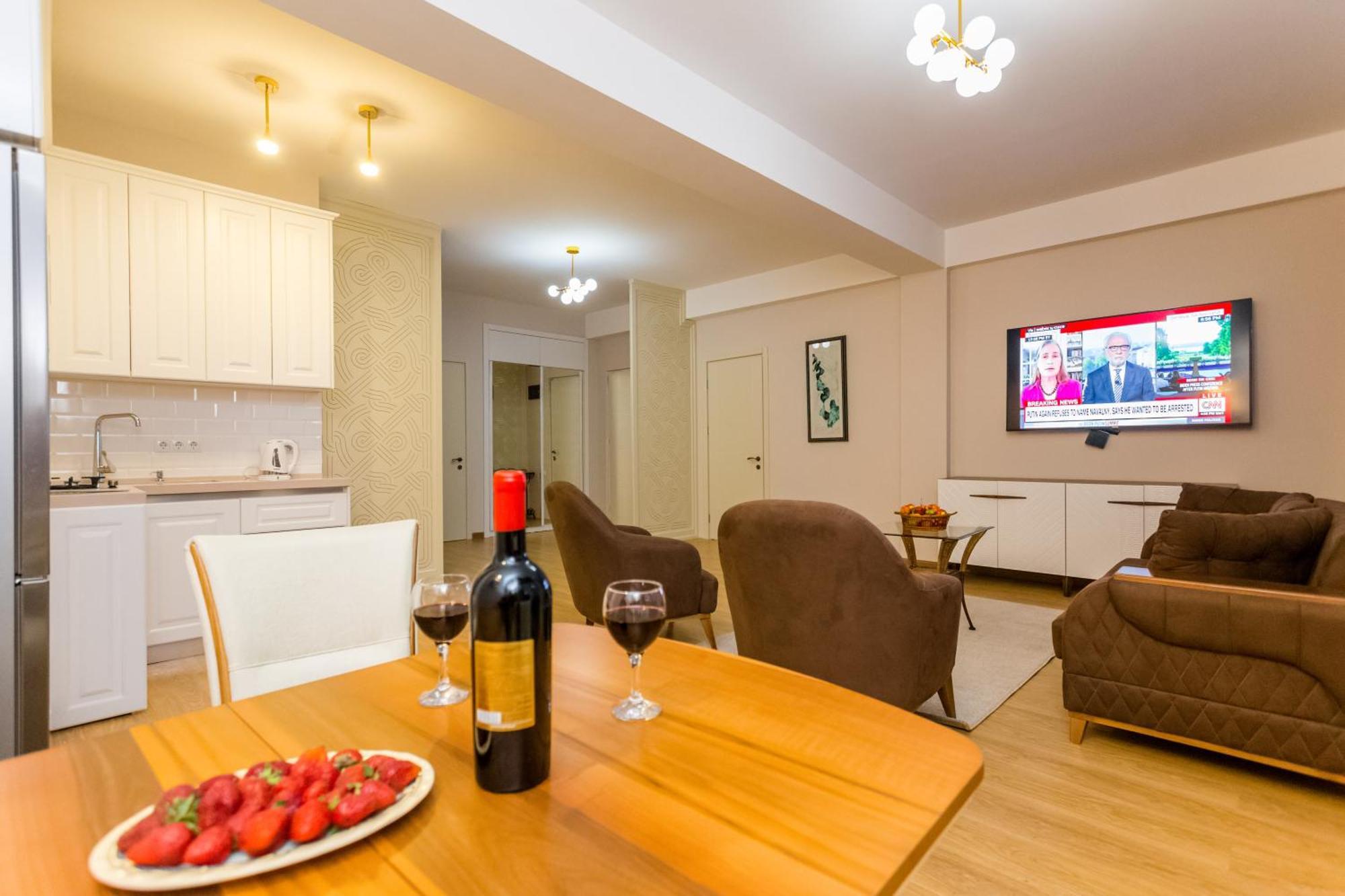 Central Comfort Place Lll Tbilisi Eksteriør billede