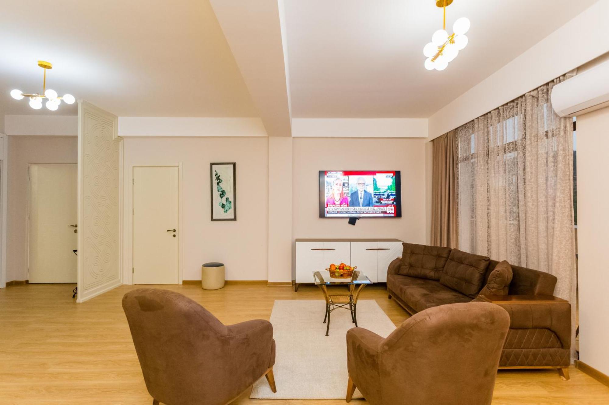 Central Comfort Place Lll Tbilisi Eksteriør billede