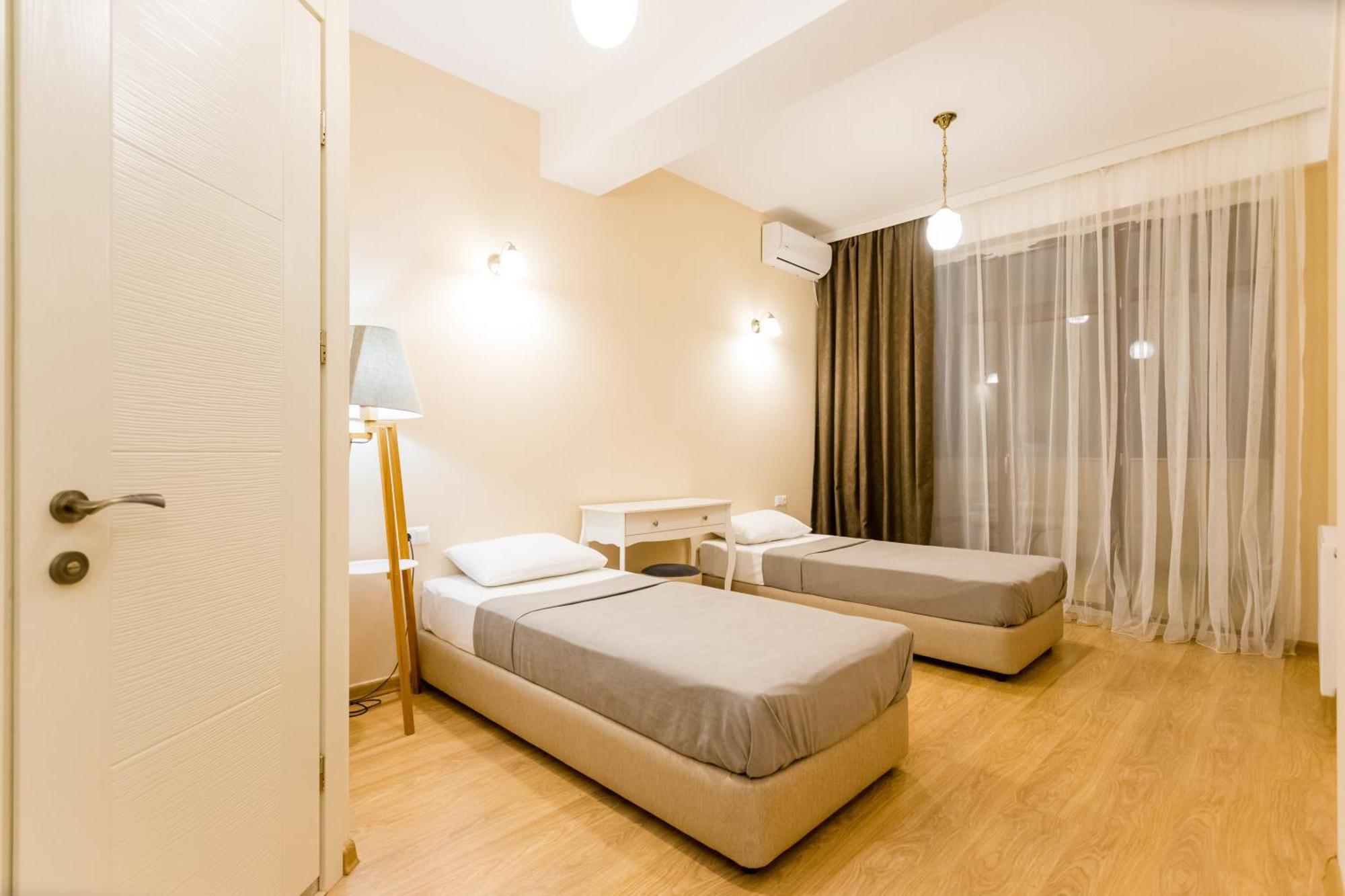 Central Comfort Place Lll Tbilisi Eksteriør billede