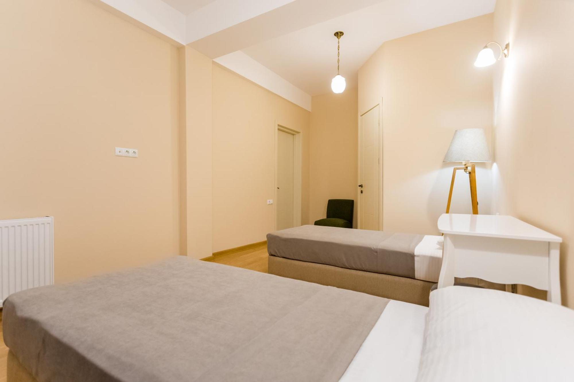 Central Comfort Place Lll Tbilisi Eksteriør billede